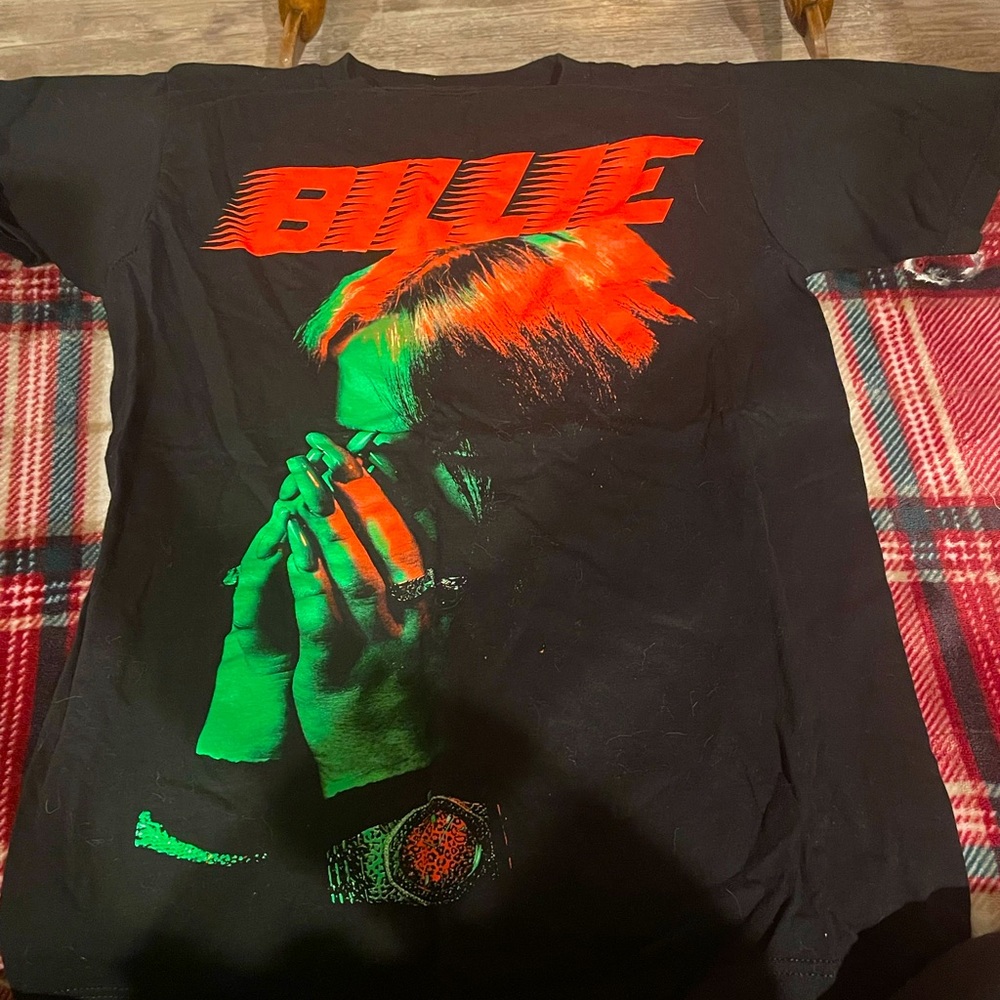 Bille eyelish tshirt xs